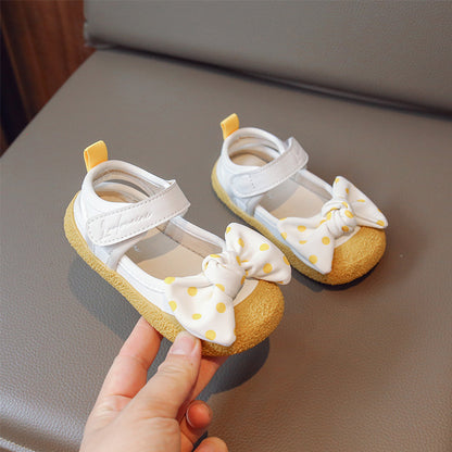 TinyTrendsetters: Chic & Secure Soft-Soled Toddler Shoes