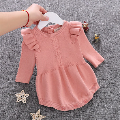 Baby’s Cozy Haven: Cotton Romper for Snuggly Comfort