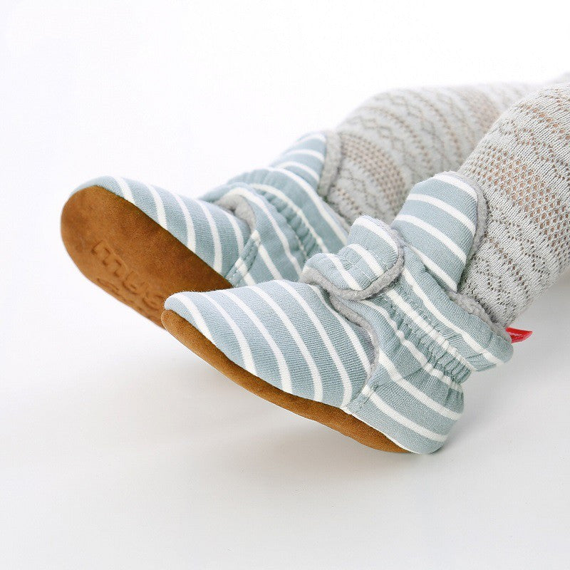 CozyCuddle Plush Floor Shoes: Snuggly Warmth for Tiny Tots