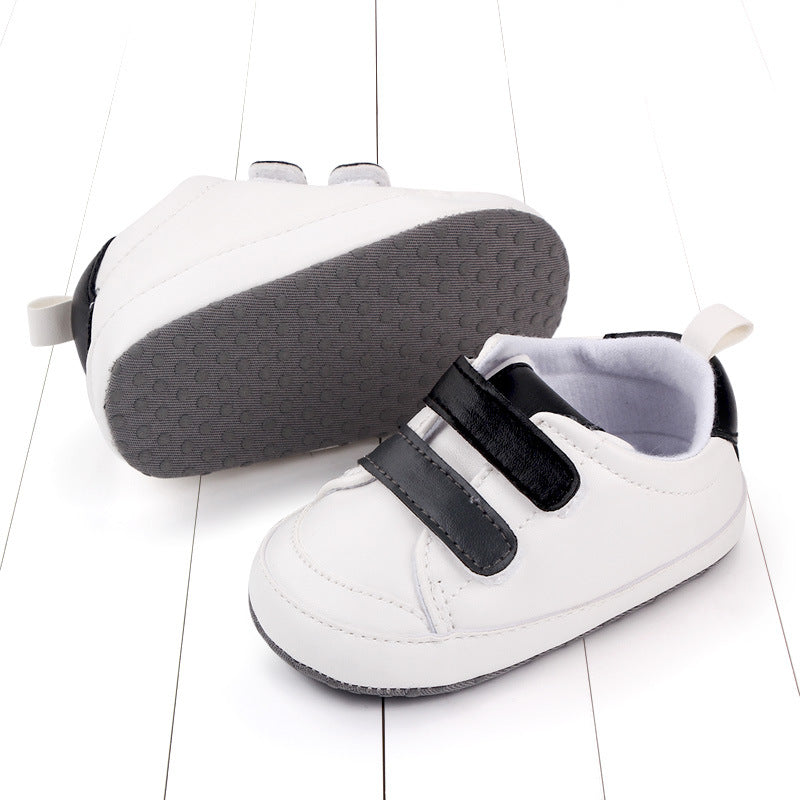 StepEase: Trendy Tot Sneakers