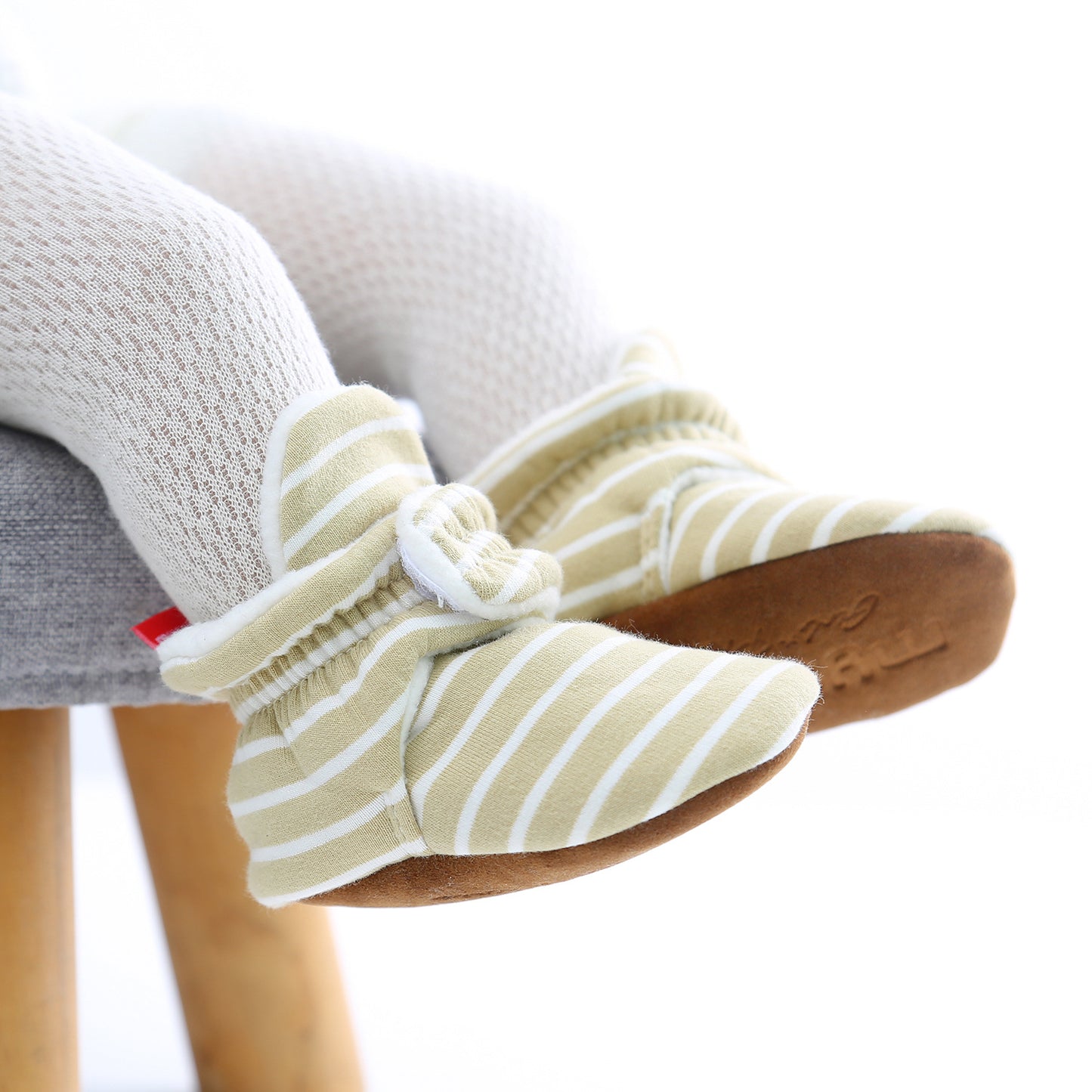 CozyCuddle Plush Floor Shoes: Snuggly Warmth for Tiny Tots