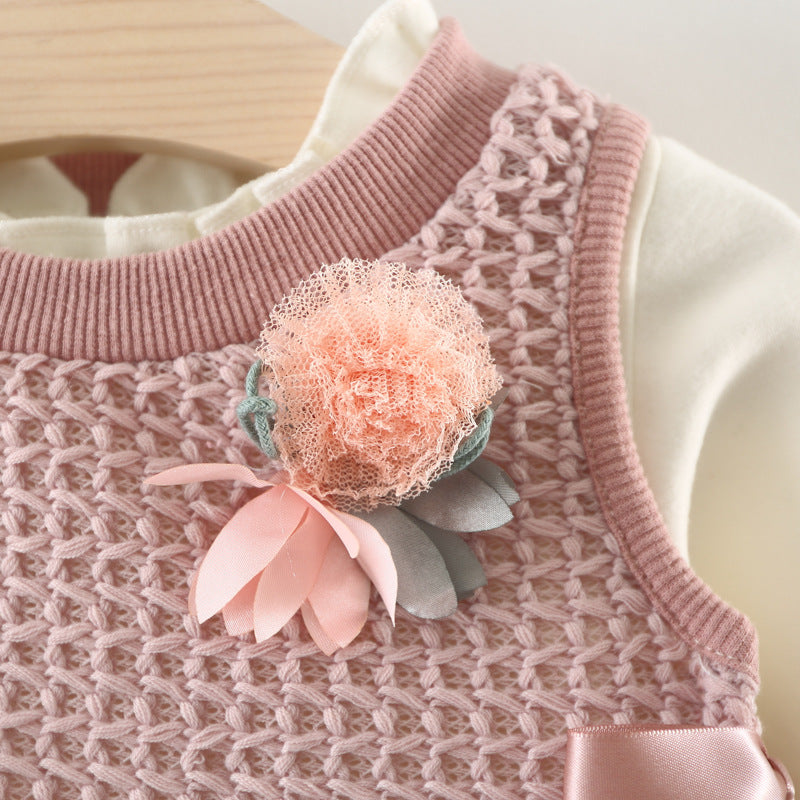 Baby Girl’s Floral Dress with Tulle Skirt and Lace Accents