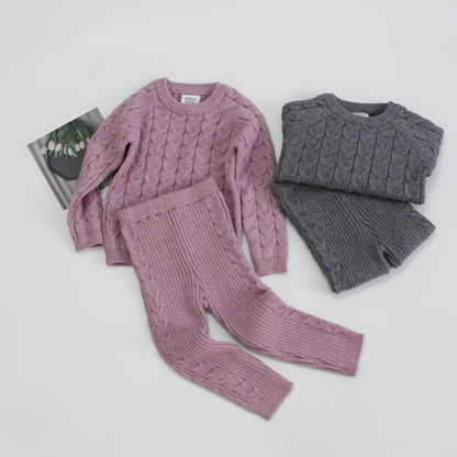 Snug Hug: Cozy Casual Autumn & Winter Sweater