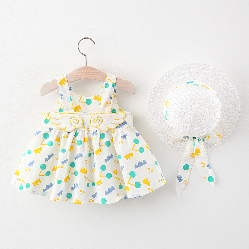 Polka Playtime: Girl’s Polka Dot Beach Princess Dress with Angelic Wing Sleeves & Matching Sun Hat