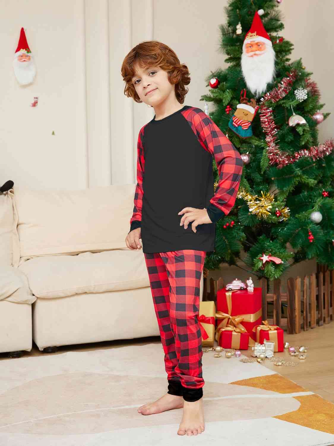 TinyTrendz Raglan Sleeve Top and Plaid Pants Set