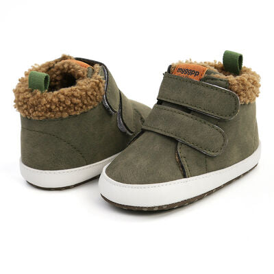 Fuzzy Velcro Kid Sneakers