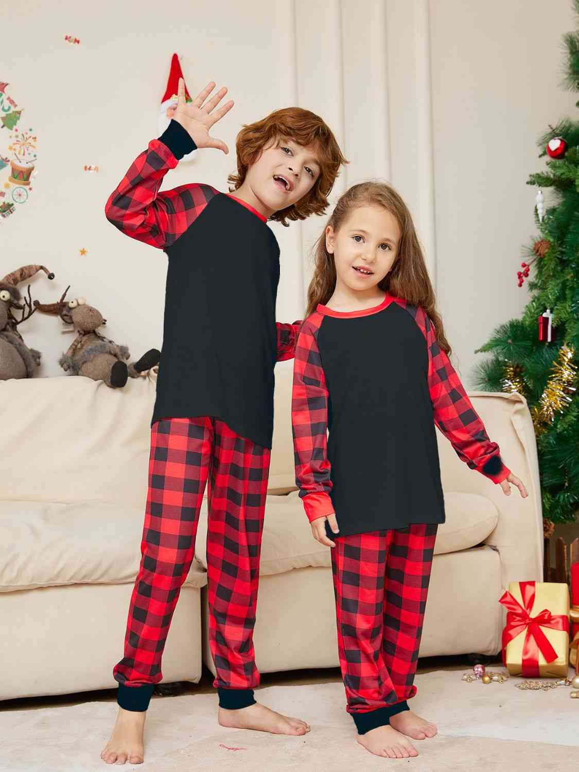 TinyTrendz Raglan Sleeve Top and Plaid Pants Set